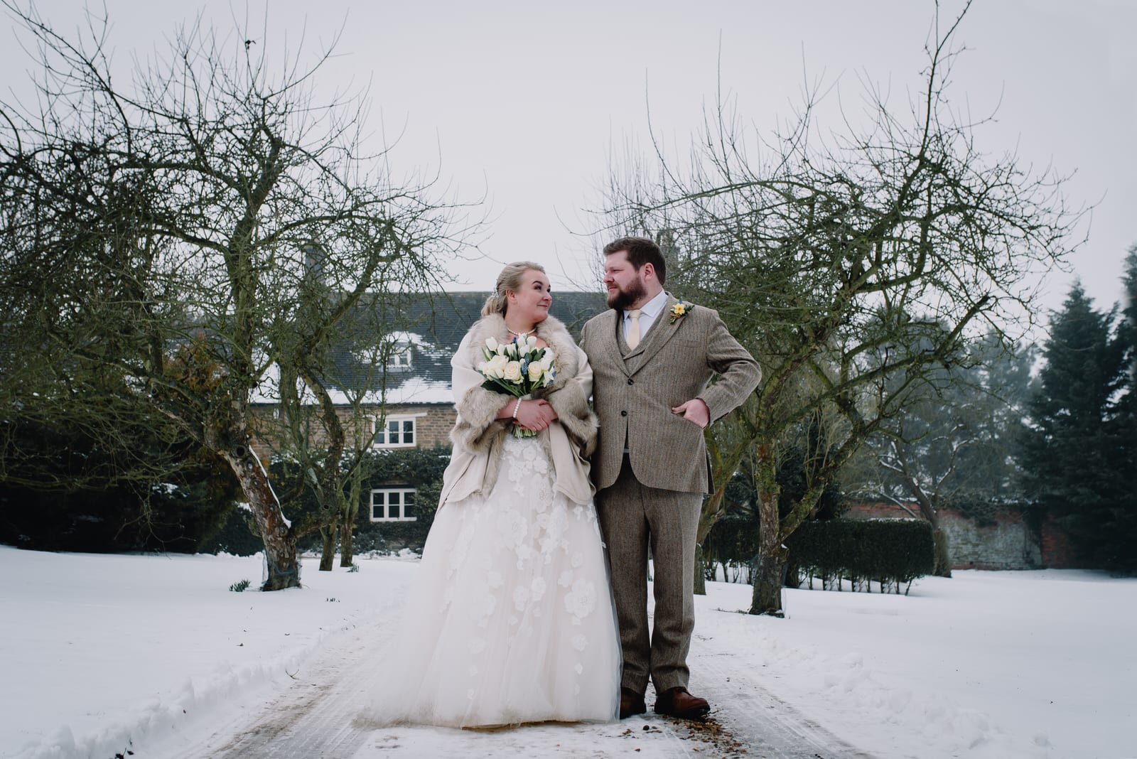 dodmoor-house-wedding-winter-snow-214