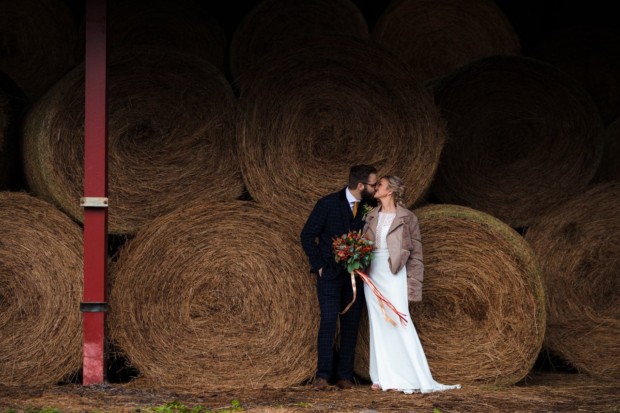 wood-farm-everdon-wedding-00028